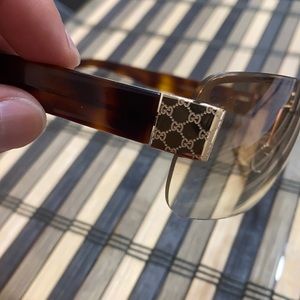 Gucci Sunglasses Vintage GG print